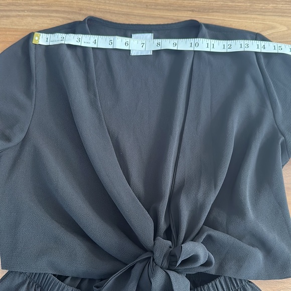 🌿🌿 Polly Romper with Front Tie - Picture 3 of 5